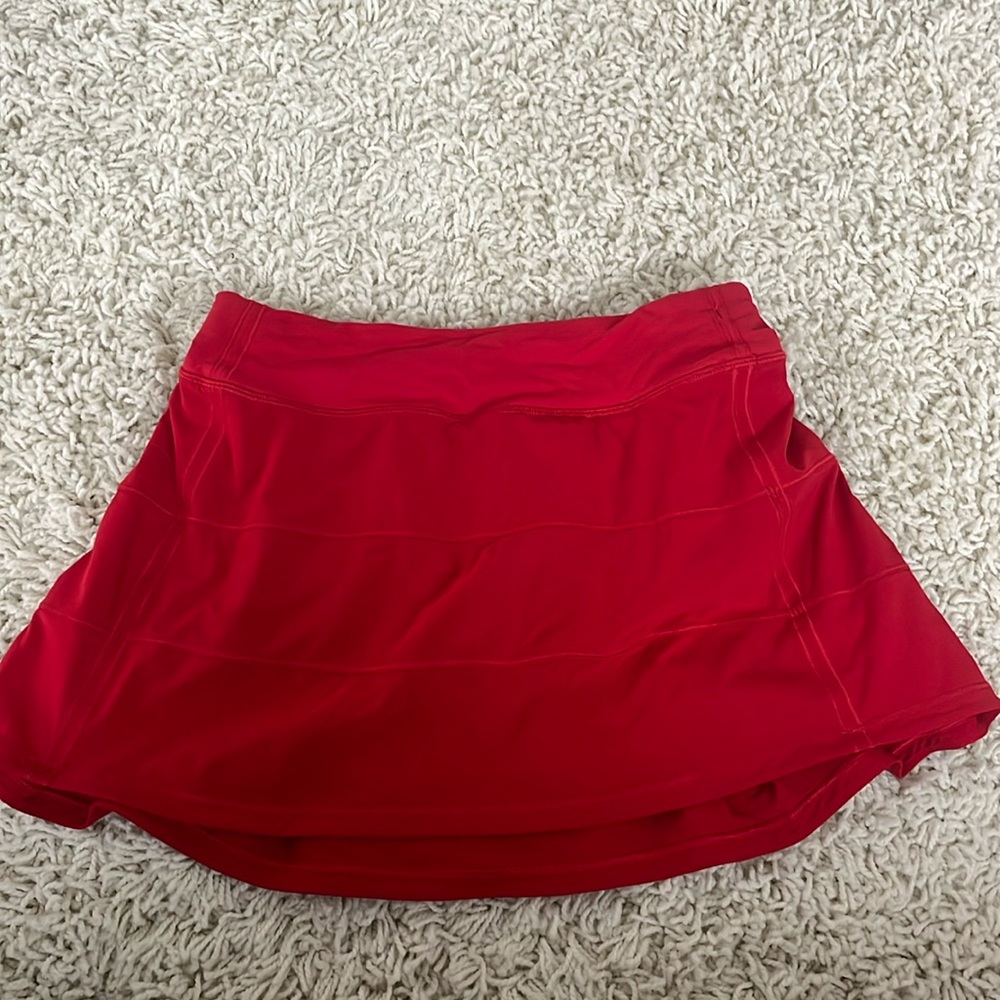 red lululemon pace rival skort
